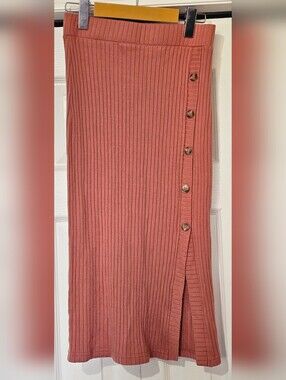 Paper Crane Ribbed Button-Front Skirt in Coral Rose